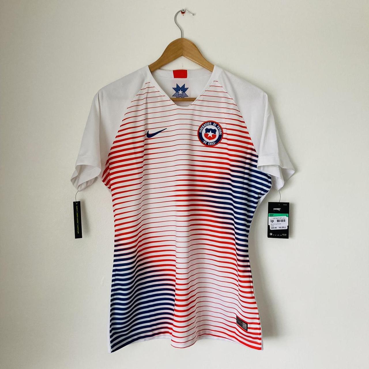 Chile 2018/2019 Multicolour Ladies Football Shirt (XL)