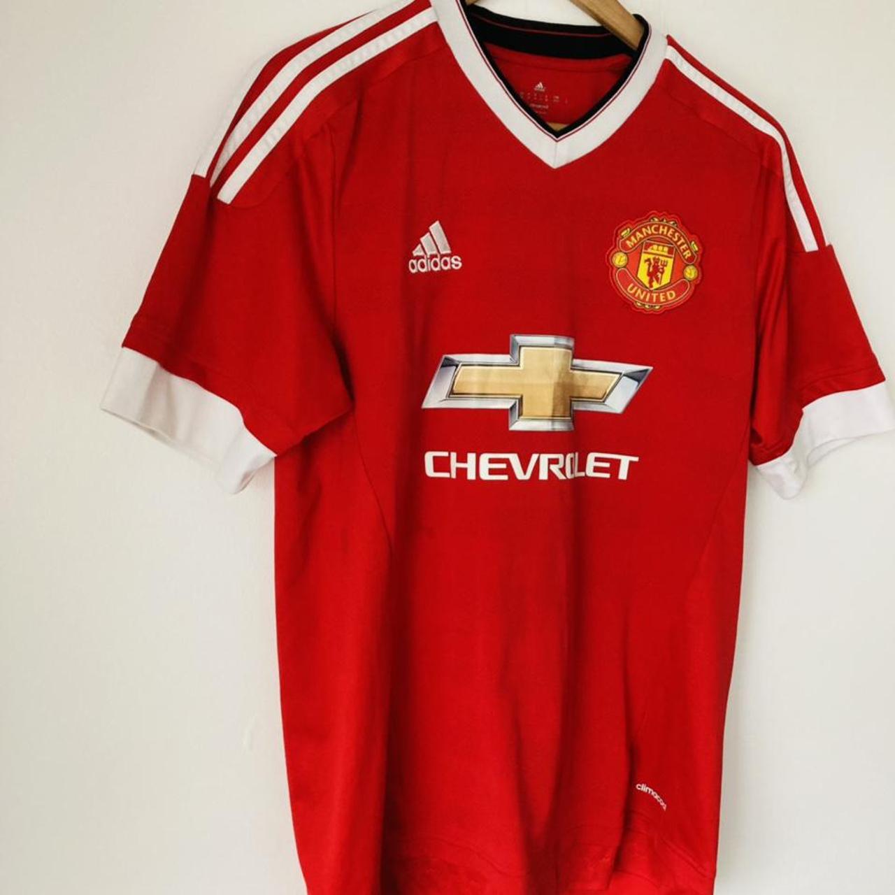 Manchester United 2015/2016 Red Home Football Shirt (M)