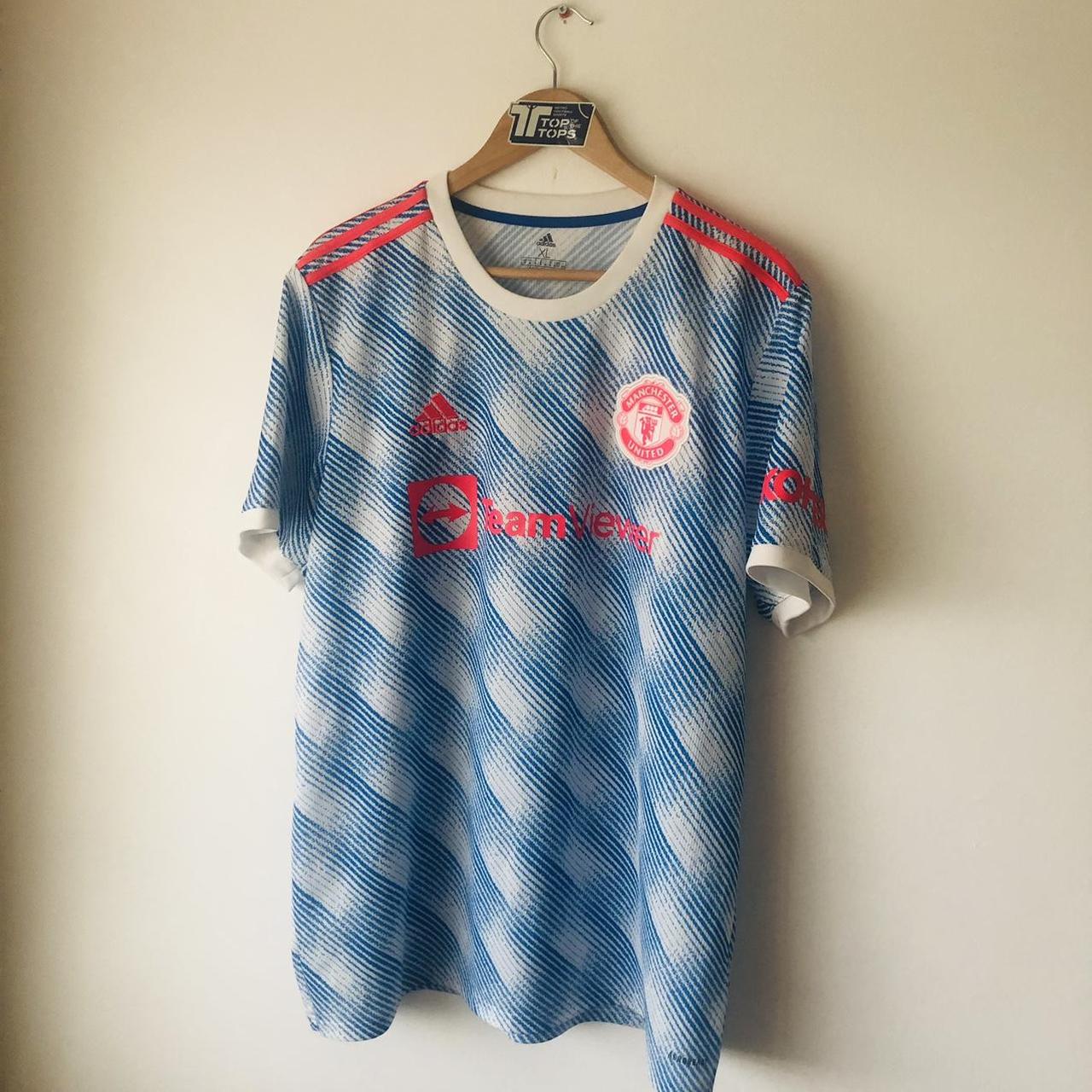 Manchester United 20021/22 Blue, White & Red Football Shirt (XL)
