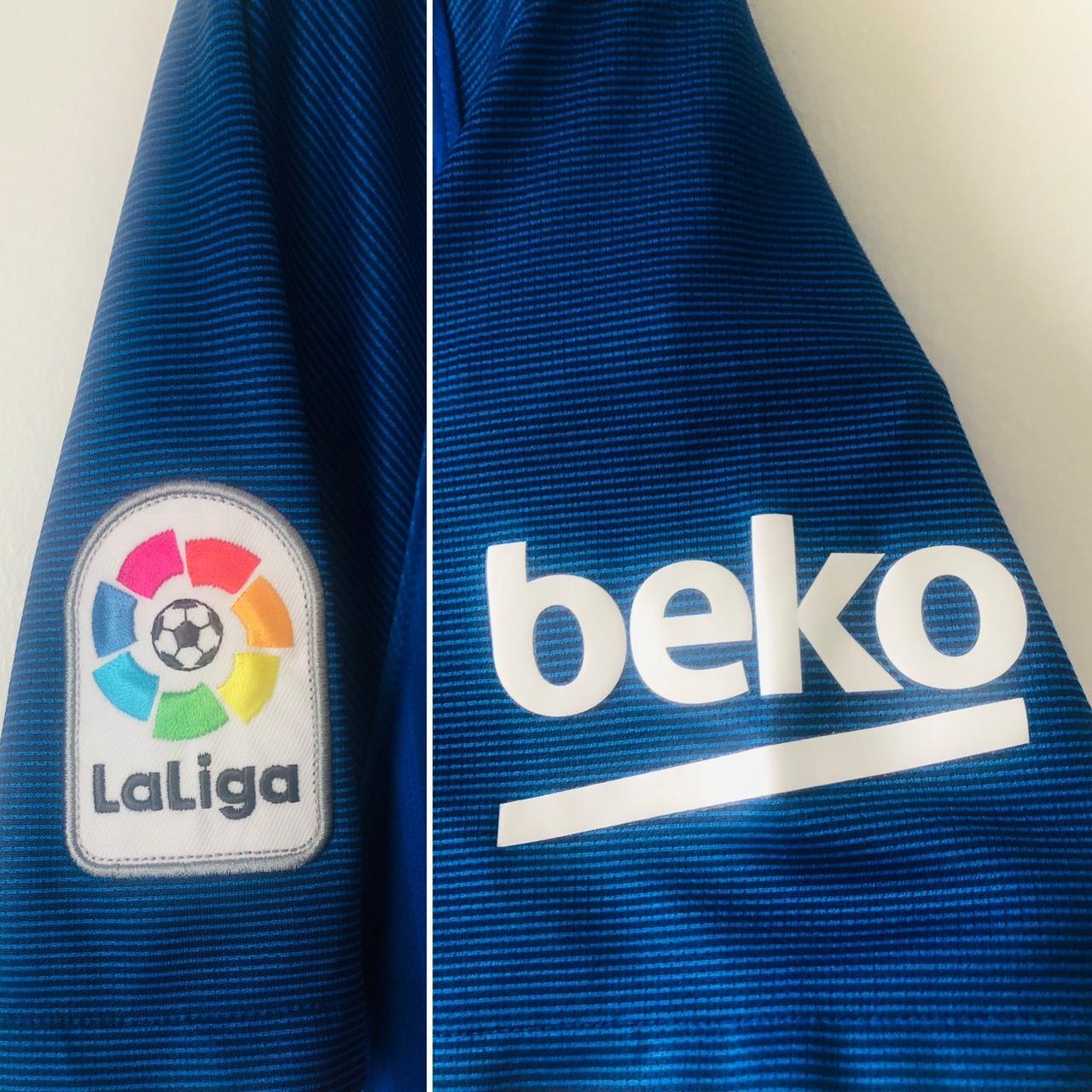 Barcelona 2016/2017 Red & Blue Football Shirt (M)