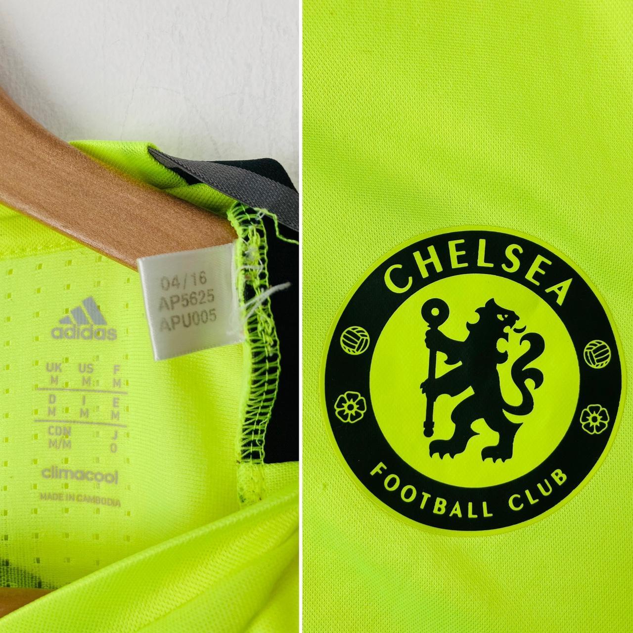 Chelsea 2016/2017 Neon Training Football Shirt (M)