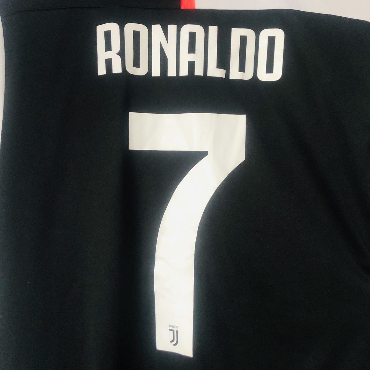 Juventus 2019/2020 Black & White Home Football Shirt (L)
