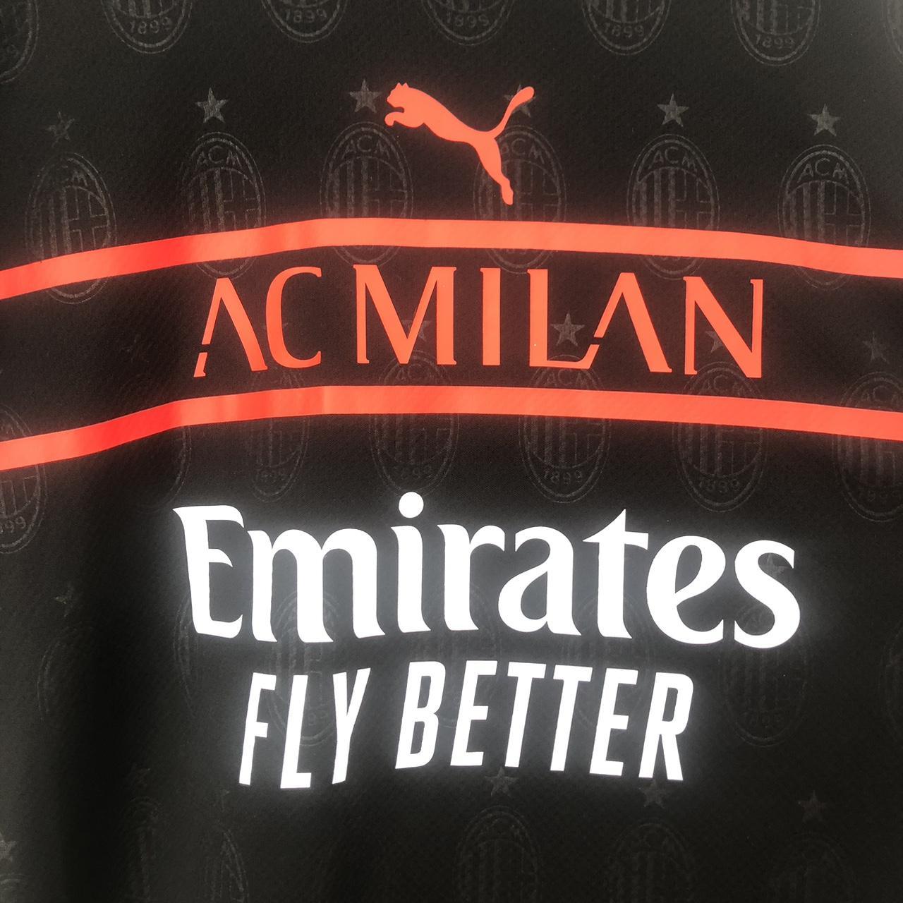 AC Milan 2021/2022 Black Third Football Shirt (M)