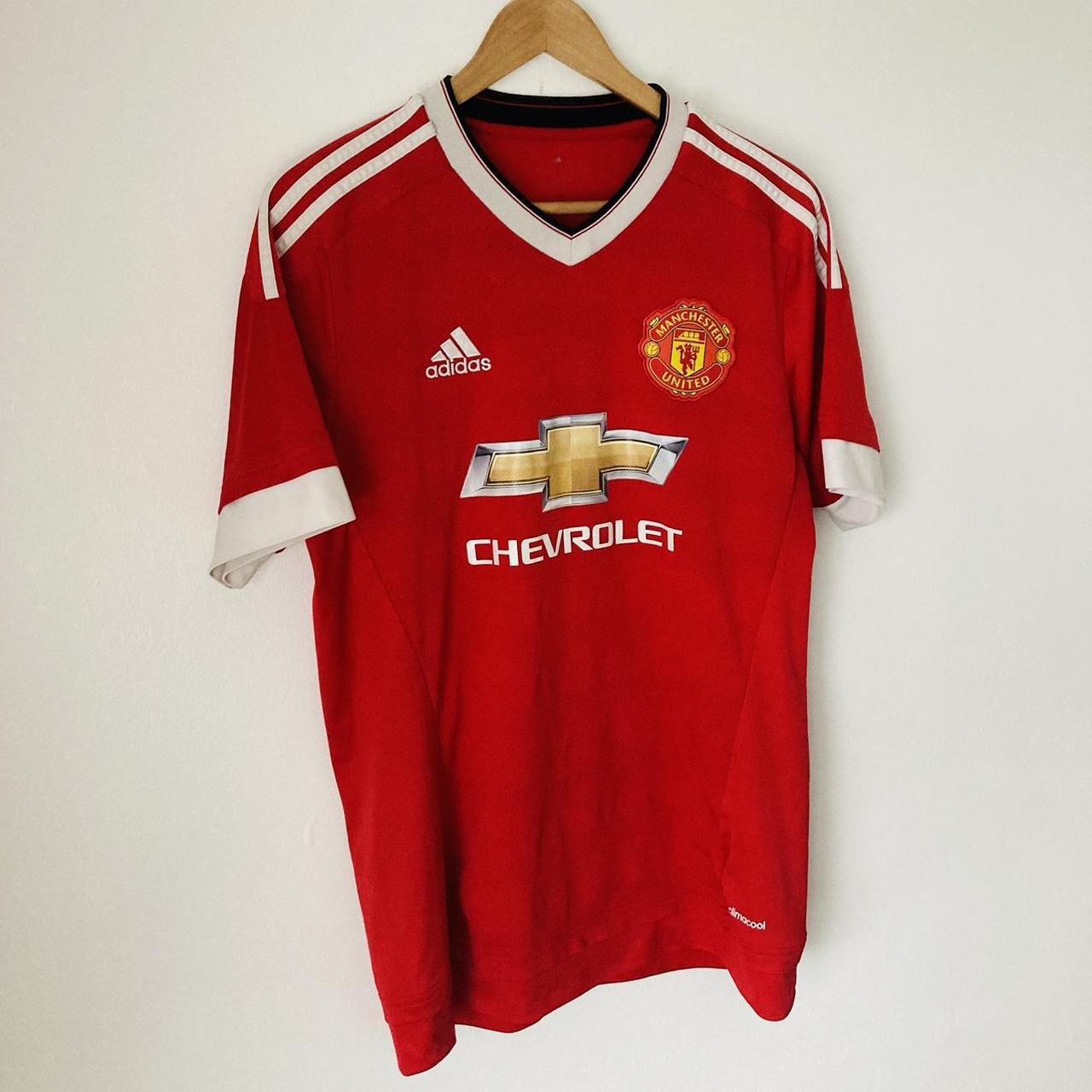 Manchester United 2015/2016 Red Home Football Shirt (M)