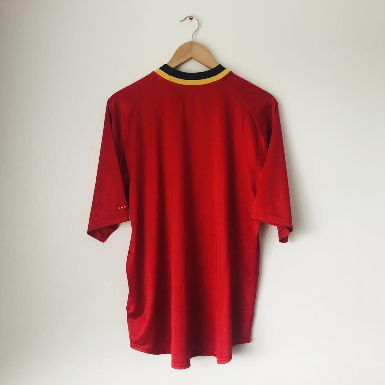 Belgium 2000/2002 Red Home Football Shirt (L)