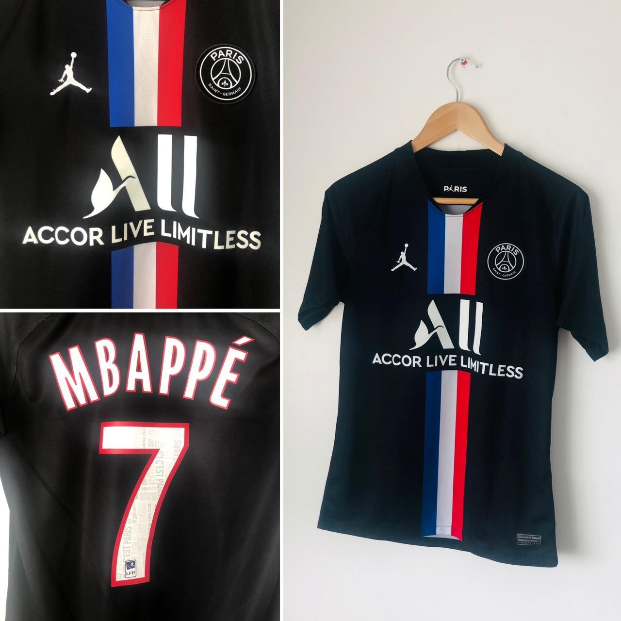 Paris Saint-Germain 2019/2020 Black Fourth Football Shirt (S)