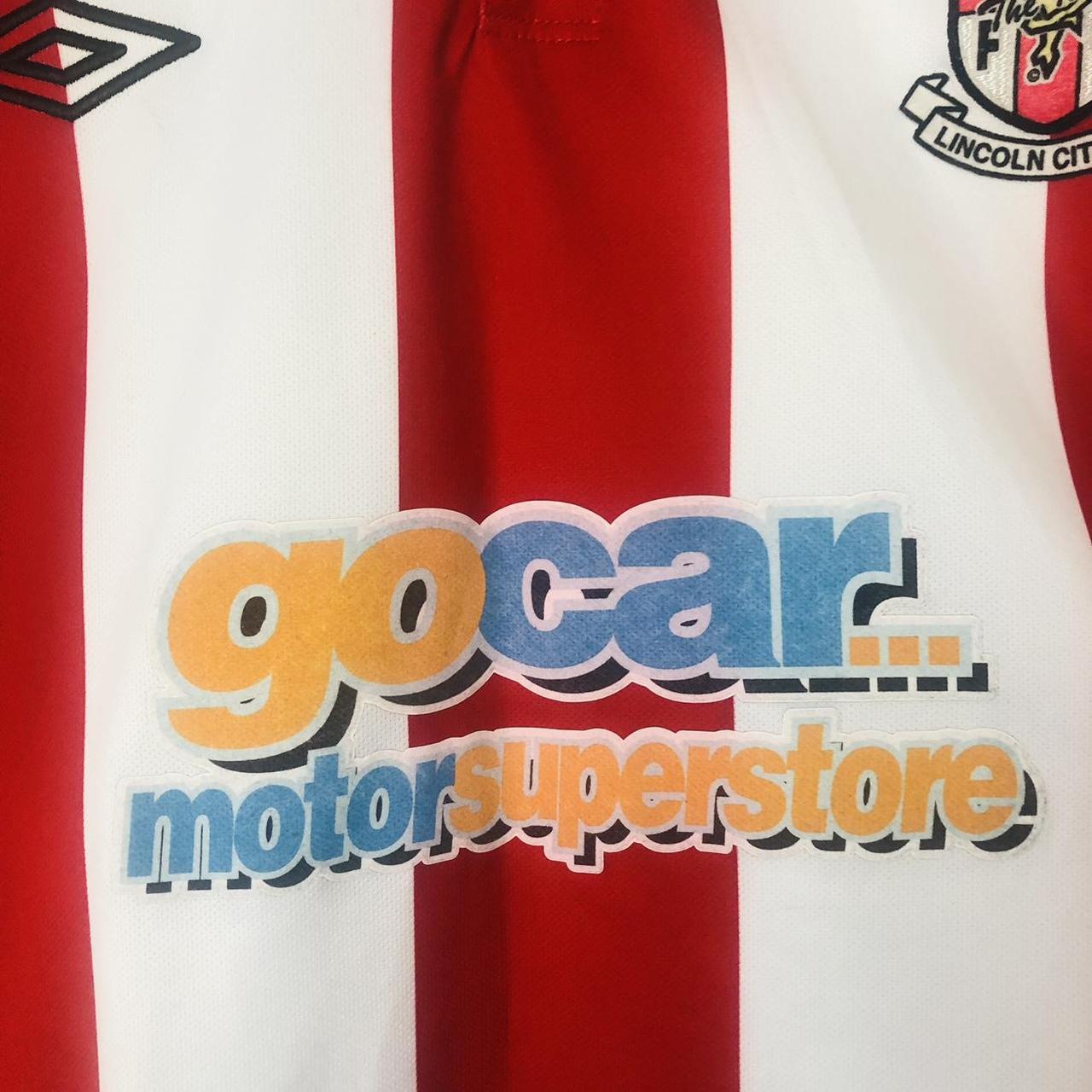 Lincoln City 2010/2011 Red 7 White Home Football Shirt (M)