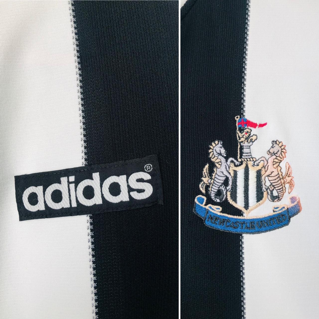 Newcastle United 1995/1997 Black & White Football Shirt (S)