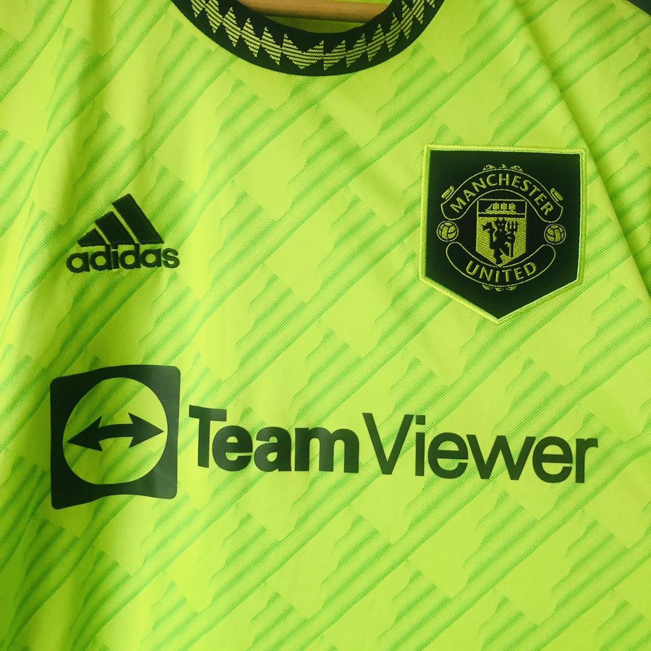 Manchester United 2022/2023 Green Third Football Shirt (M)