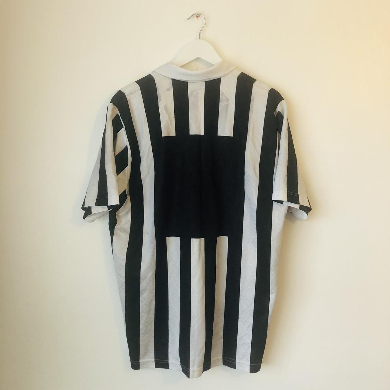 Juventus 1992/1994 Black & White Home Football Shirt (XL)