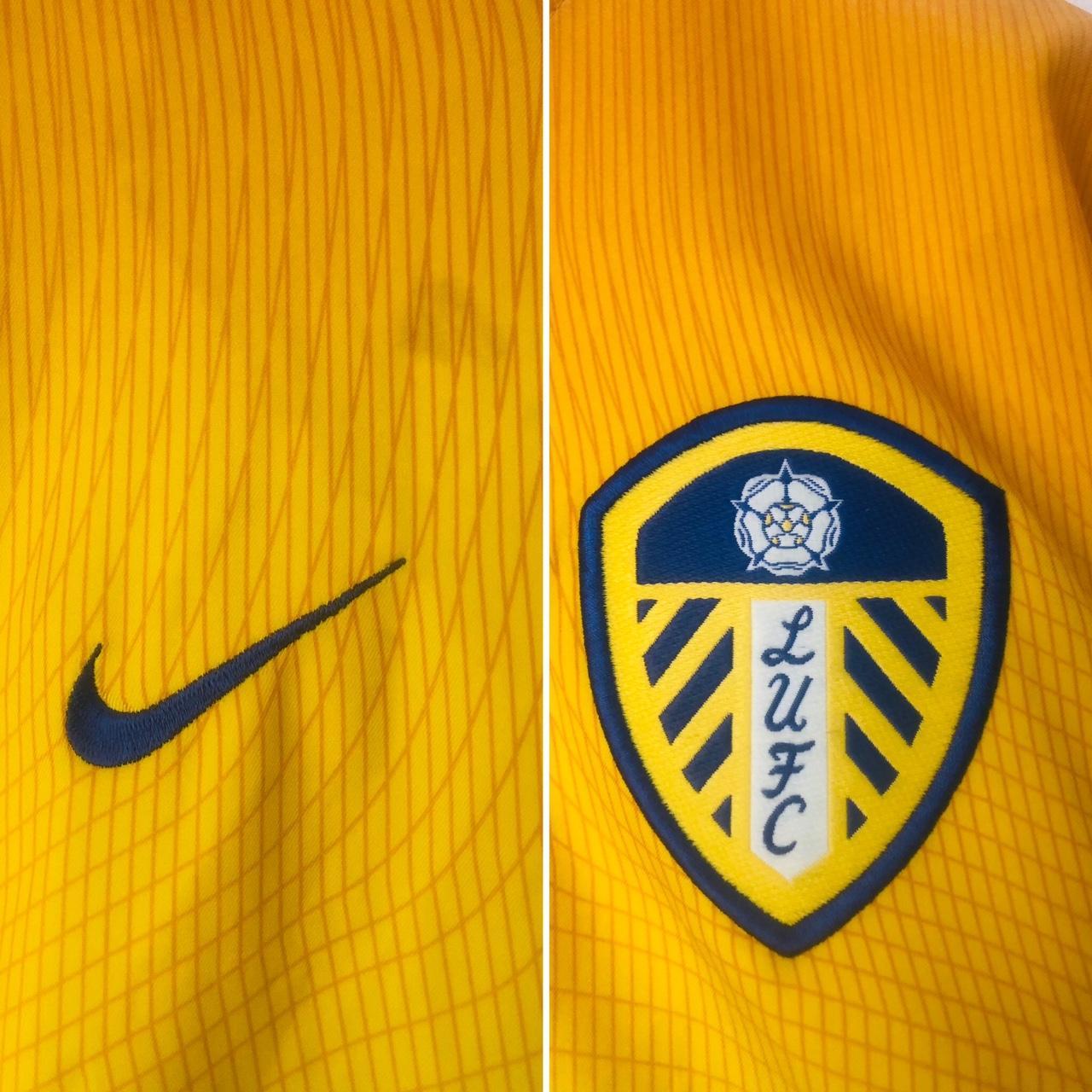Leeds United 2002/2004 Yellow Away Football Shirt (L)