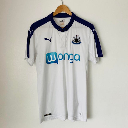 Newcastle United 2016/2017 White Third Football Shirt (M)