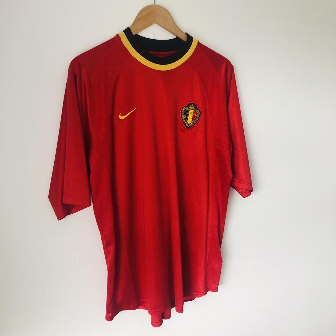 Belgium 2000/2002 Red Home Football Shirt (L)