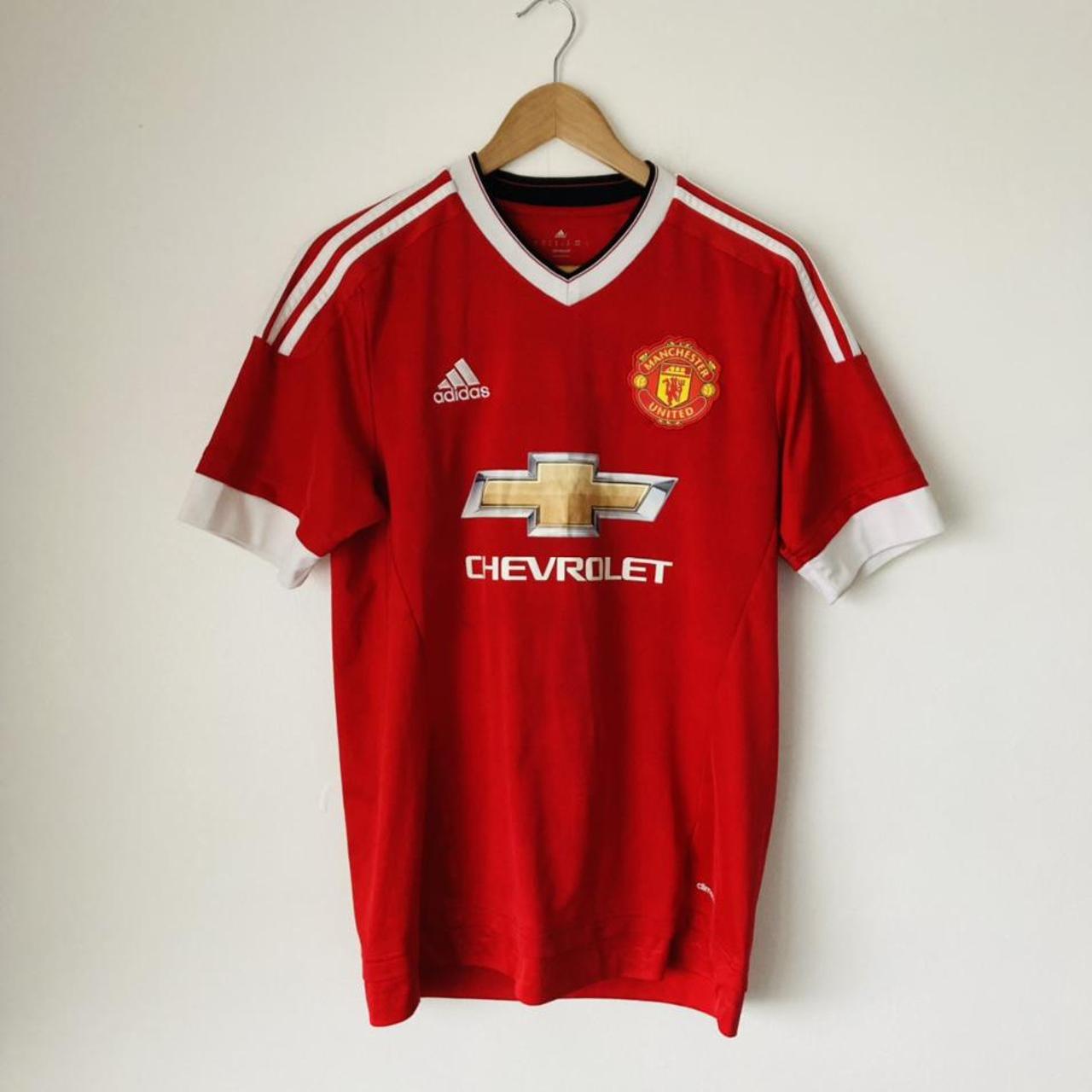 Manchester United 2015/2016 Red Home Football Shirt (M)