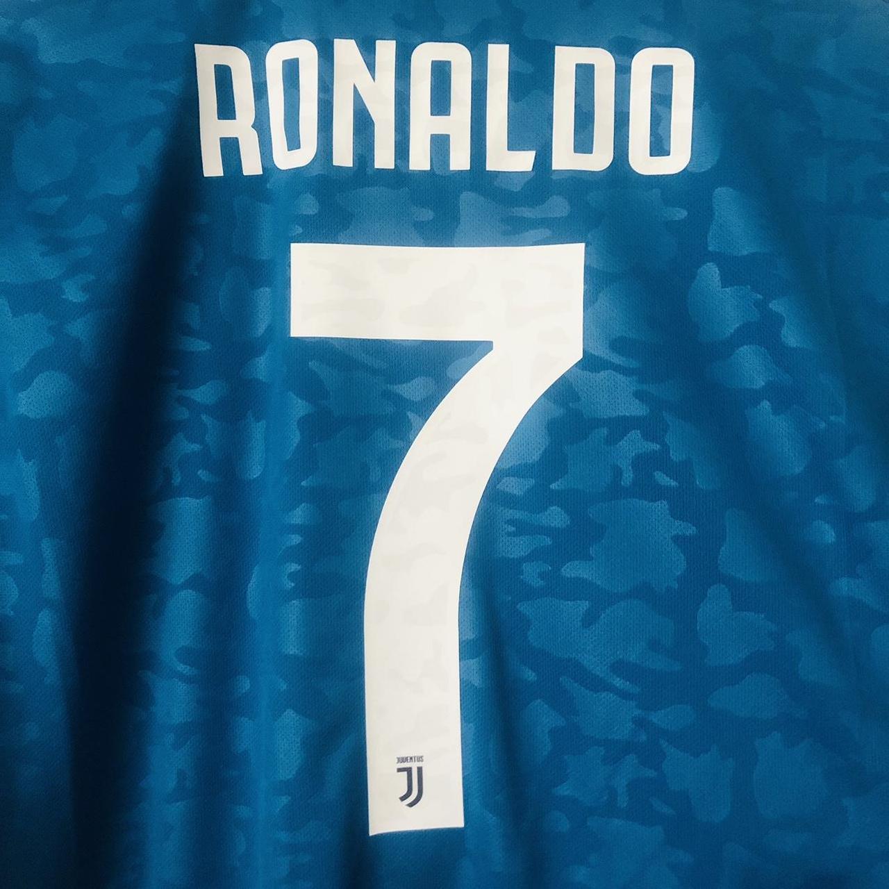 Juventus 2019/2020 Blue Third Football Shirt (XL)
