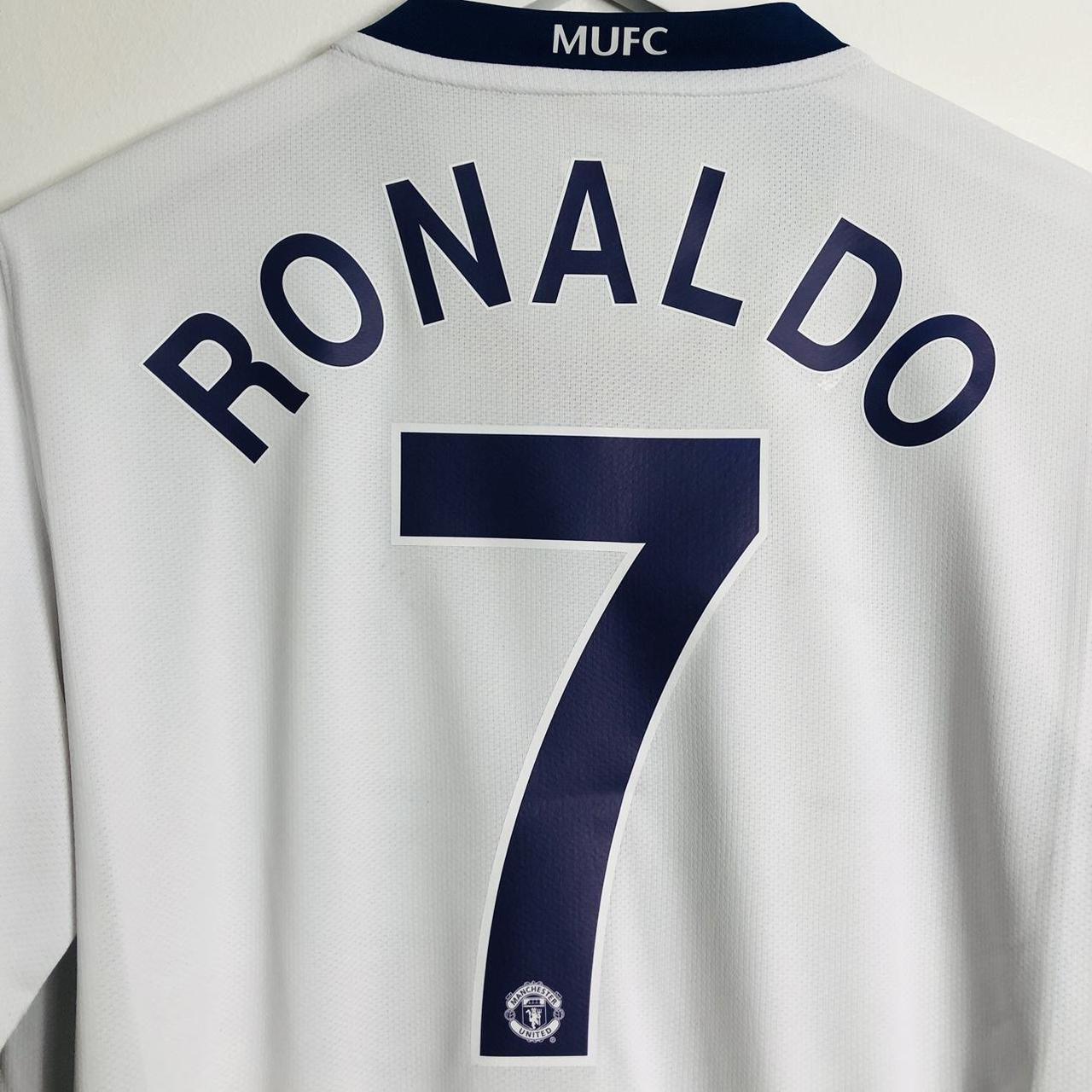 Manchester United 2008/2009 White Away Football Shirt (M)