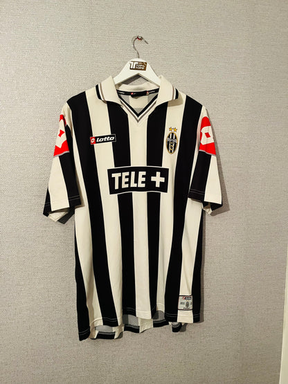 Juventus home football shirt 2000/01 Zidane Large