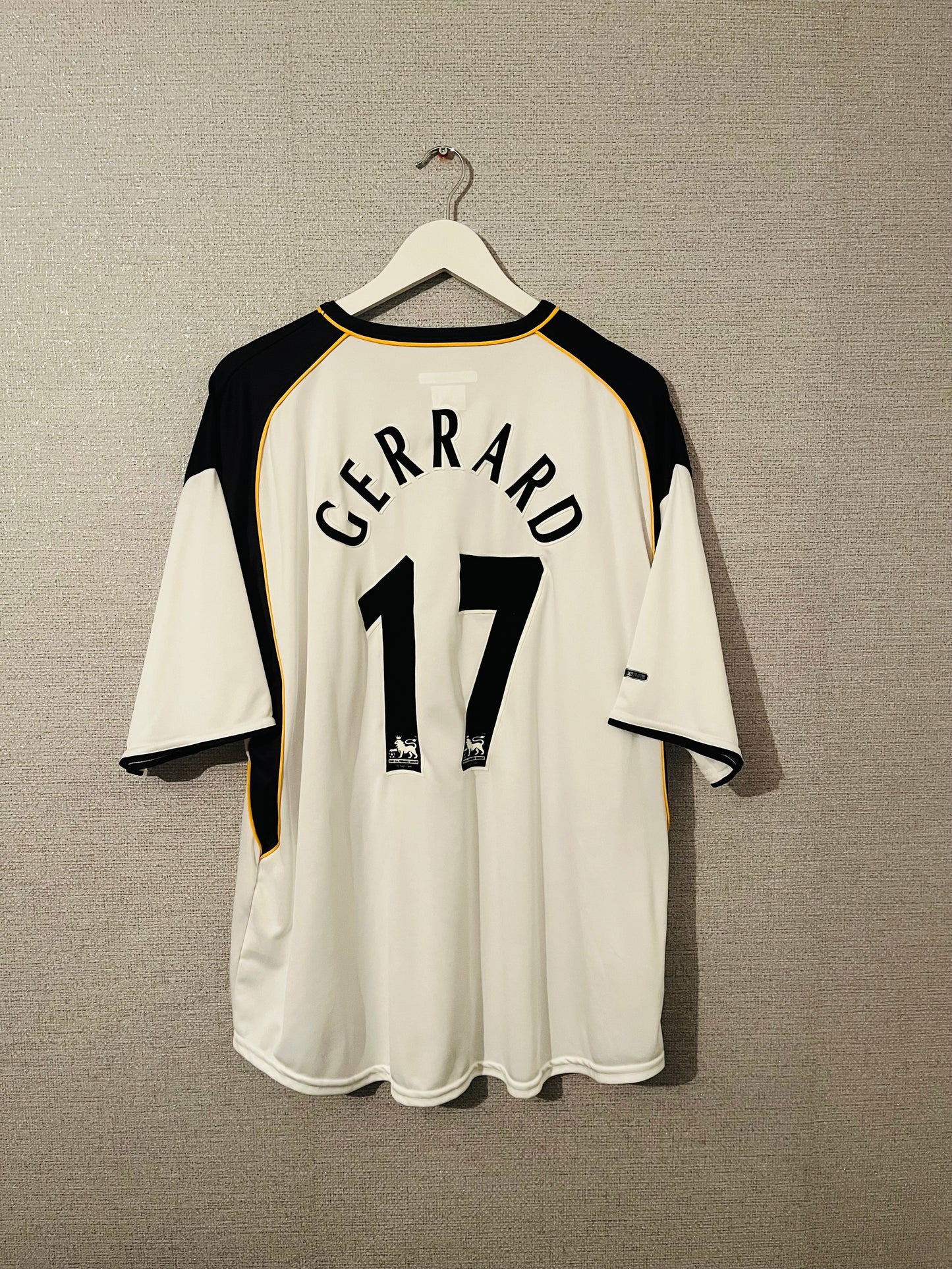 Liverpool away football shirt 2001/03 Gerrard XL
