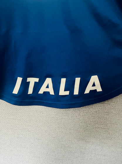 Italy home football shirt Euro 1996 Zola Medium