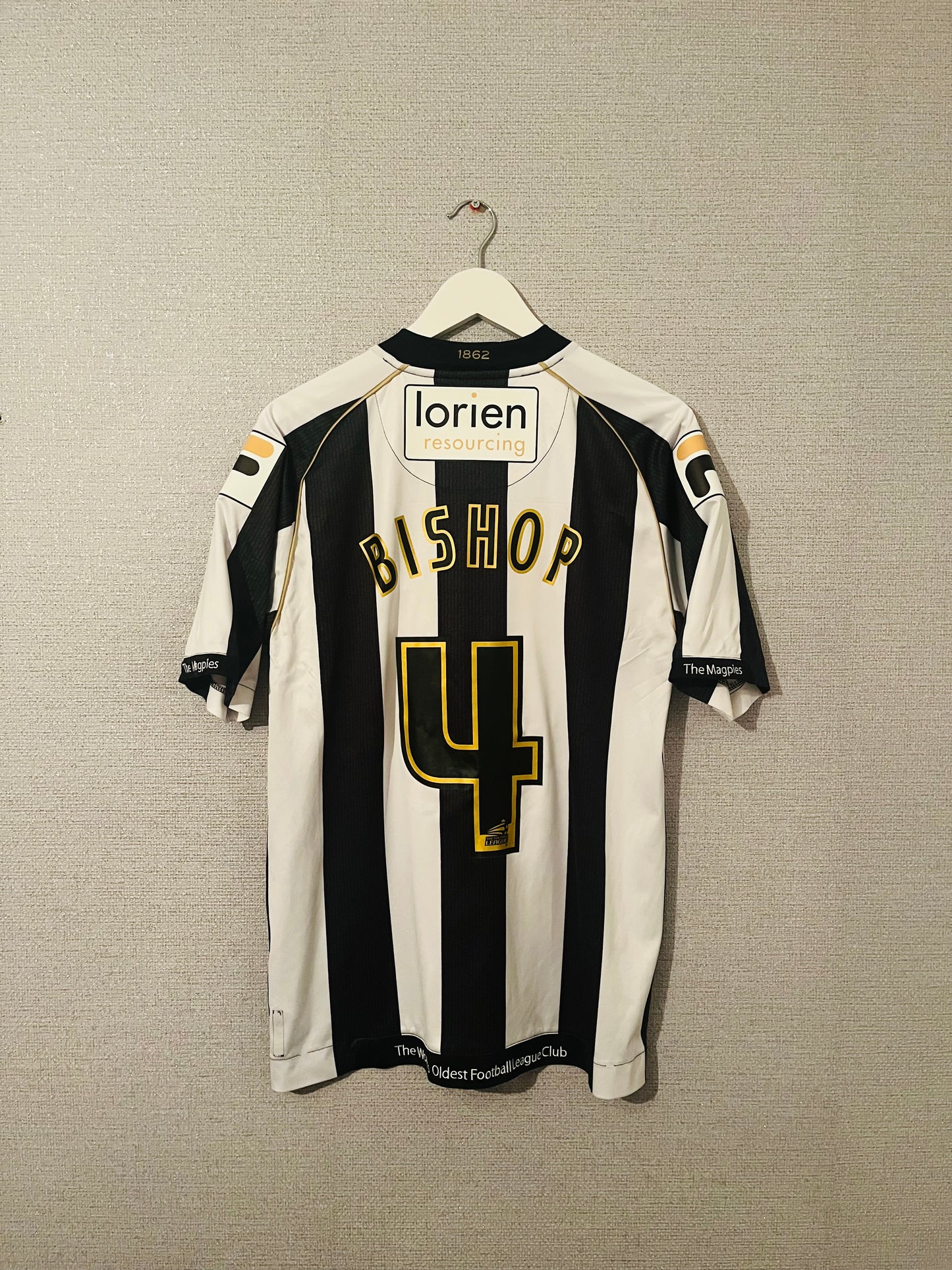 Notts County home football shirt 2012/13 Bishop Medium