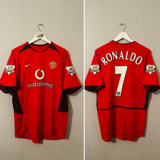 Manchester United home football shirt 2003/04 CR7 medium