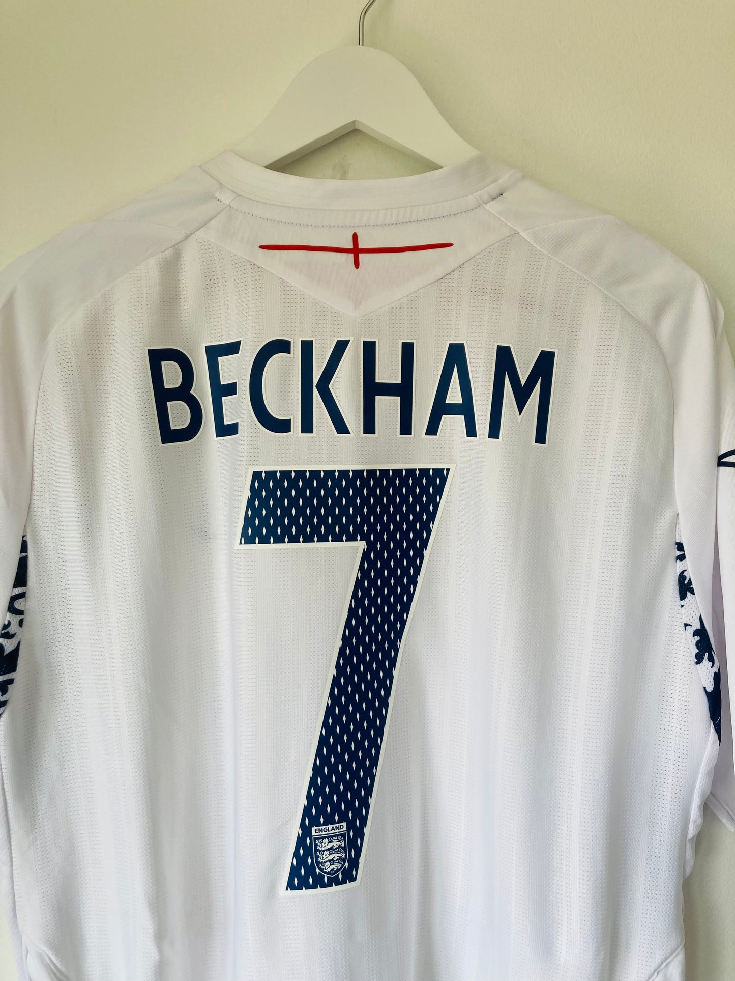 England home football shirt 2007/09 Beckham Large