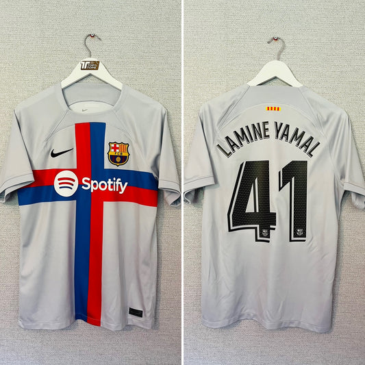 Barcelona third football shirt
2022/23 Lamine Yamal Medium