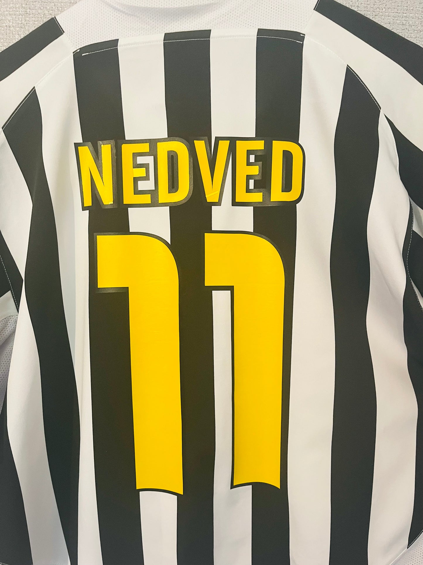 Juventus home football shirt 2003/04 Nedved XL