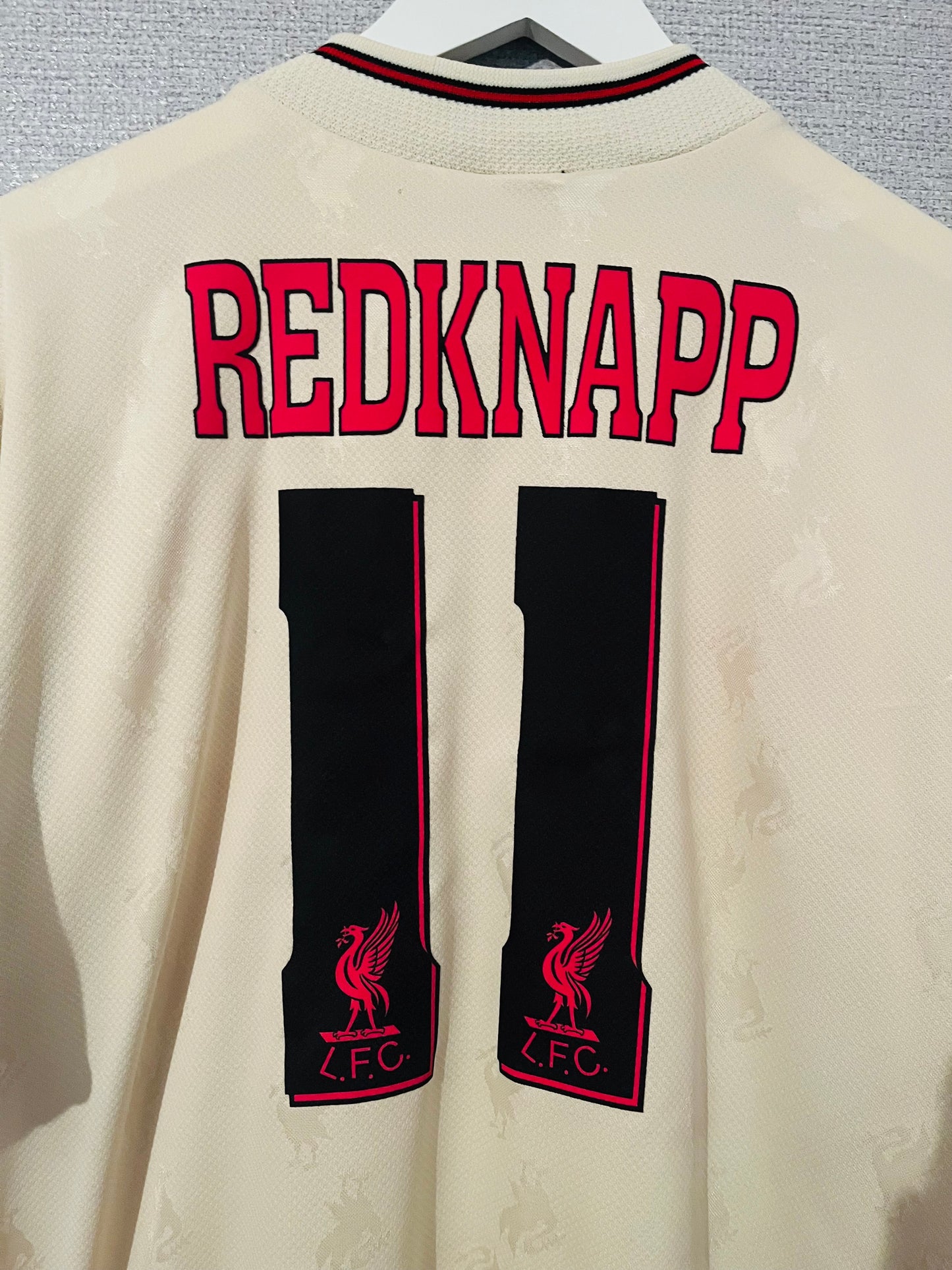 Liverpool away football shirt 1996/97 Redknapp Medium