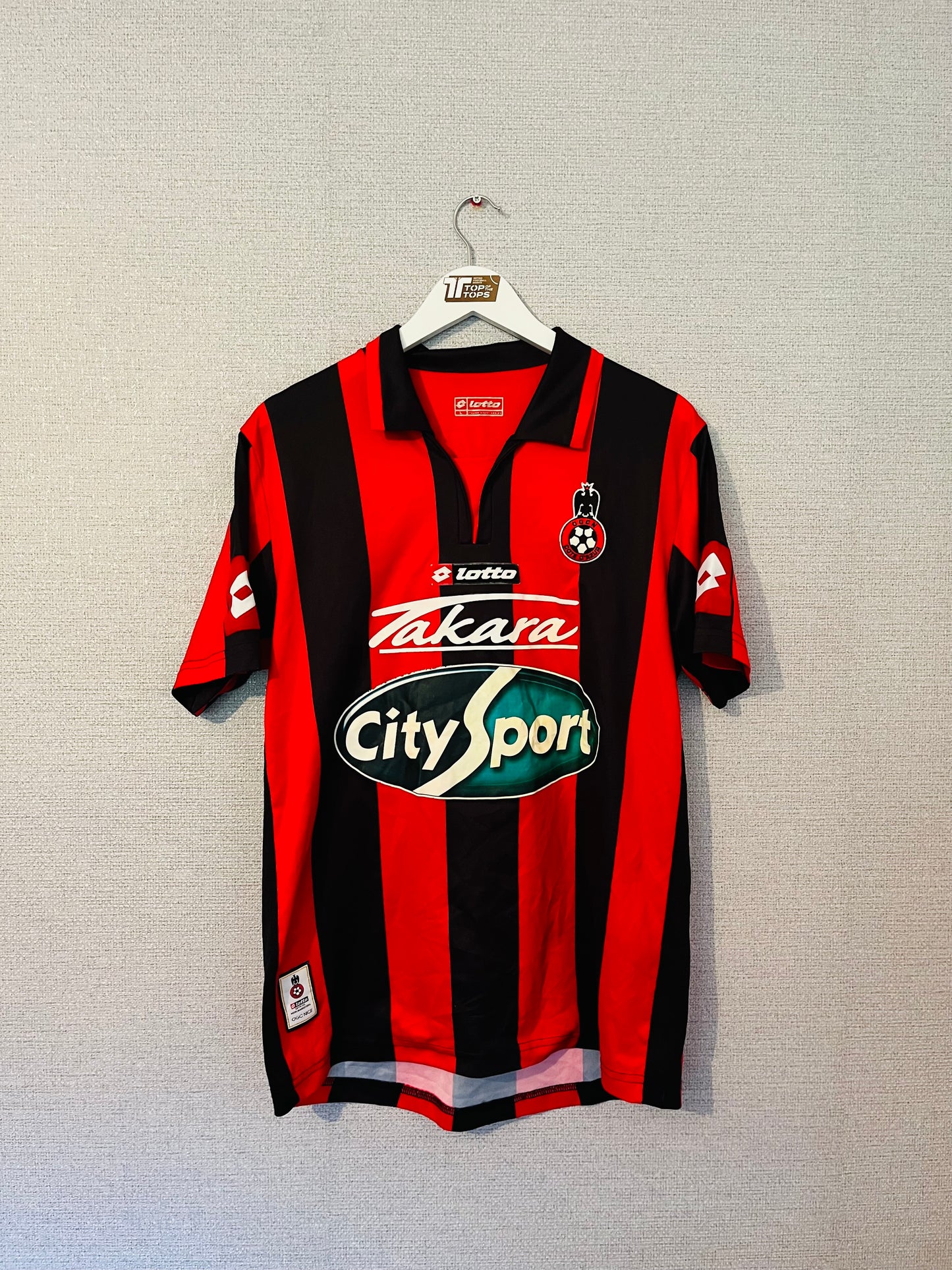 OGC Nice home football shirt
2007/08 Medium