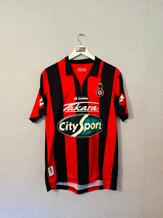 OGC Nice home football shirt
2007/08 Medium