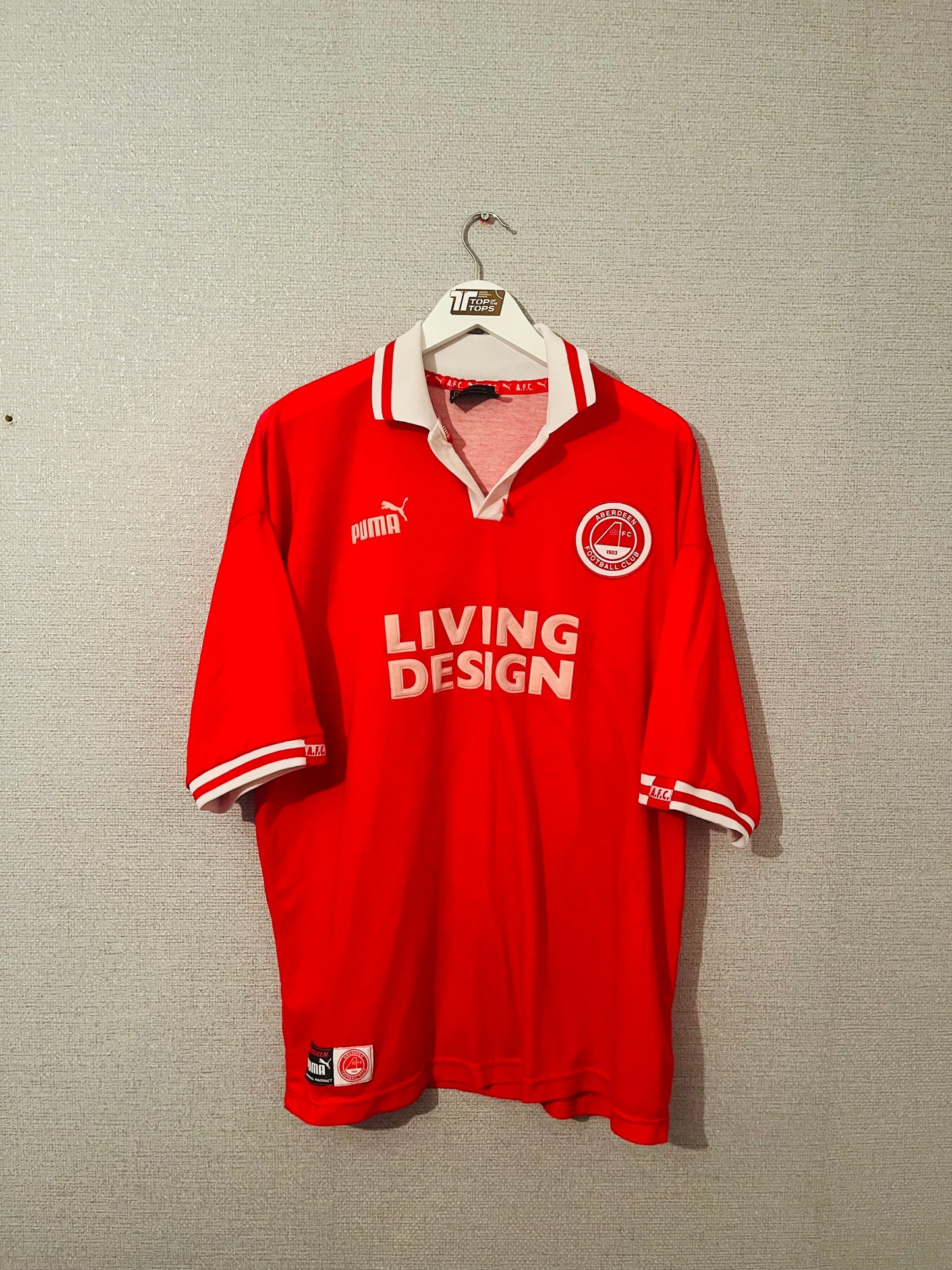 Aberdeen home football shirt
1997/98 XL