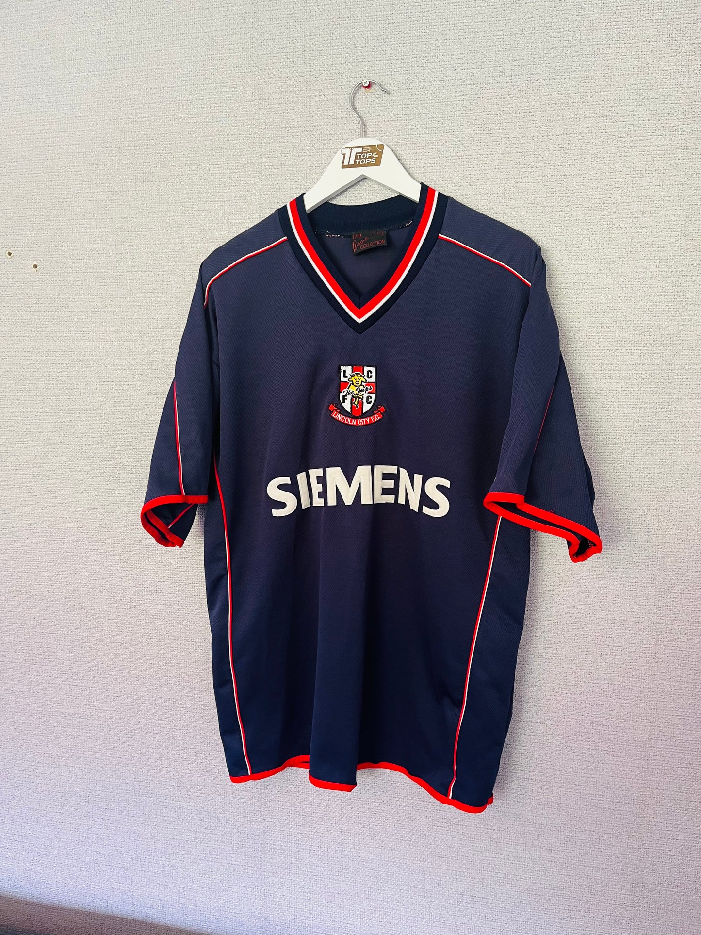 Lincoln City away football shirt 2003/04 Large