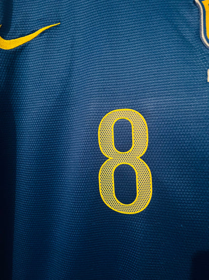 Brazil away football shirt
2012/13 Kaka Medium