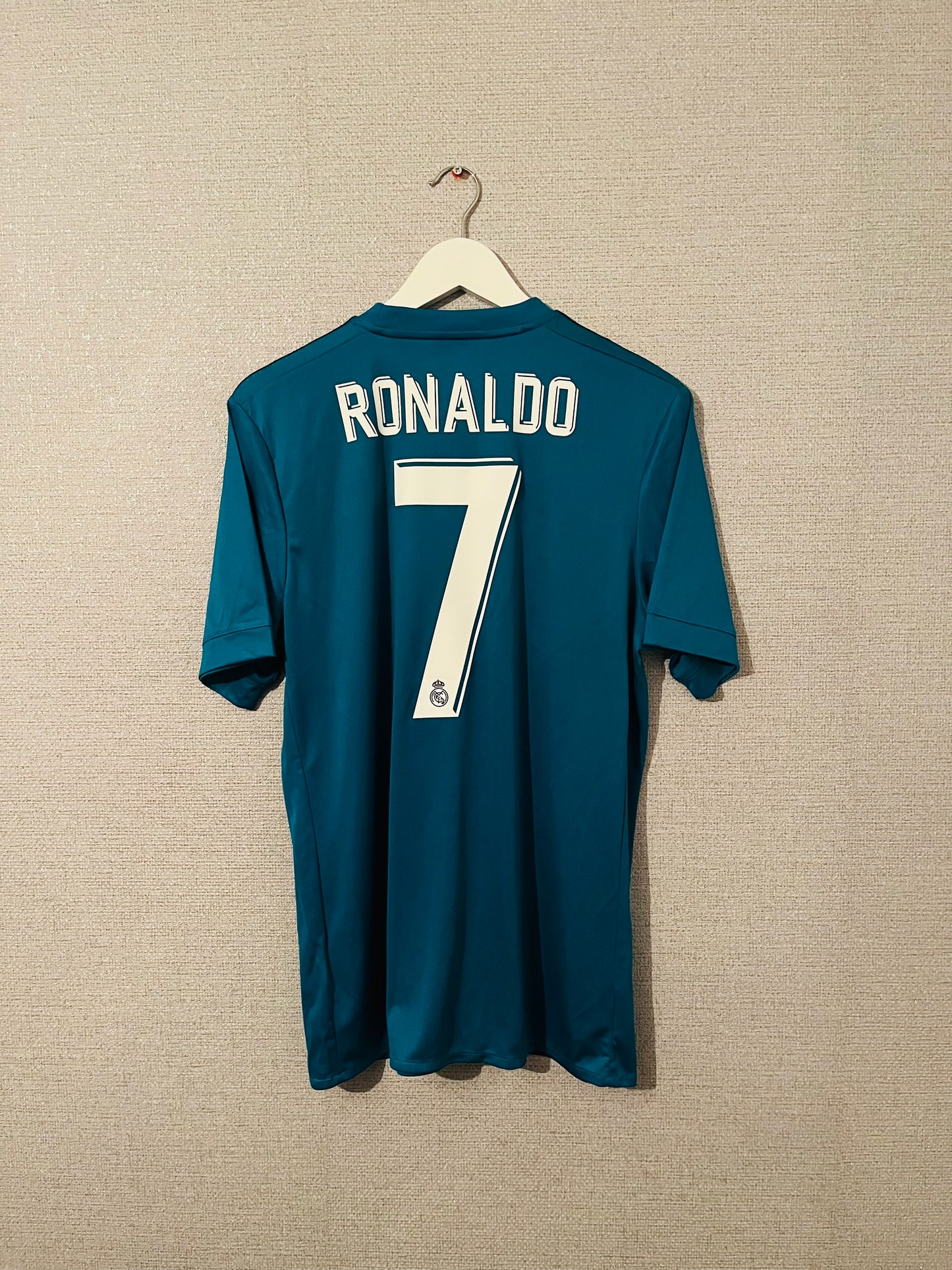 Real Madrid third football shirt 2017/18 CR7 Medium