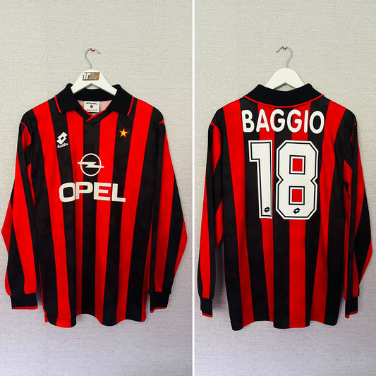 AC Milan home football shirt 1996/97 Baggio Medium