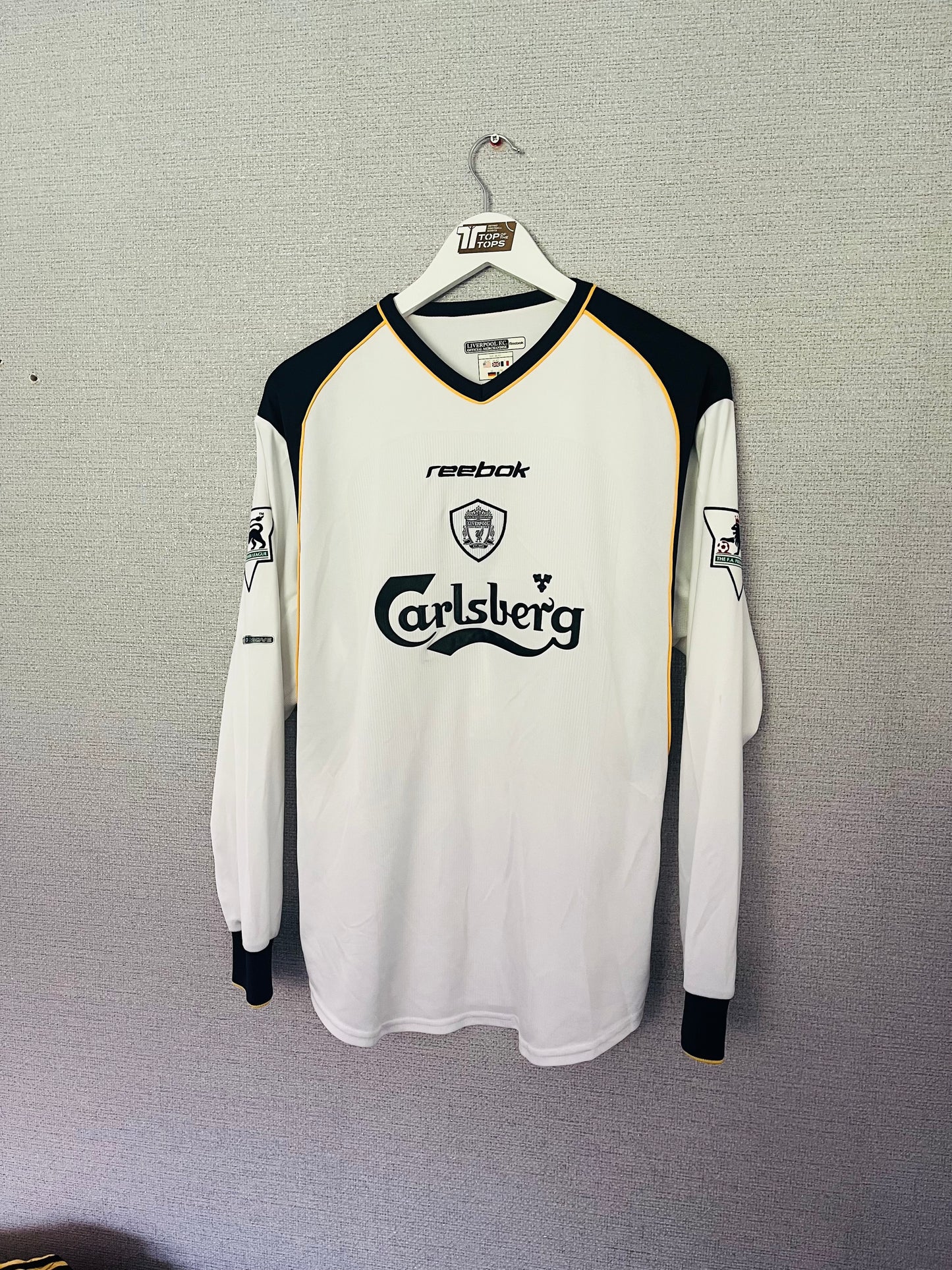 Liverpool away football shirt 2001/03 Owen Medium