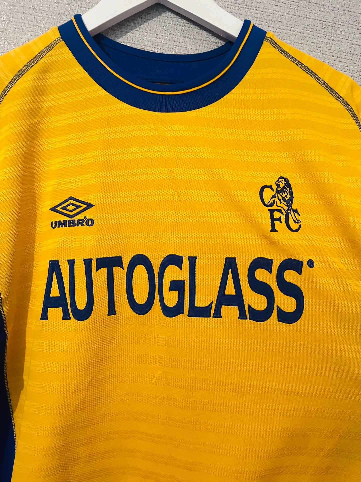 Chelsea away football shirt 2000/02 Zola Large