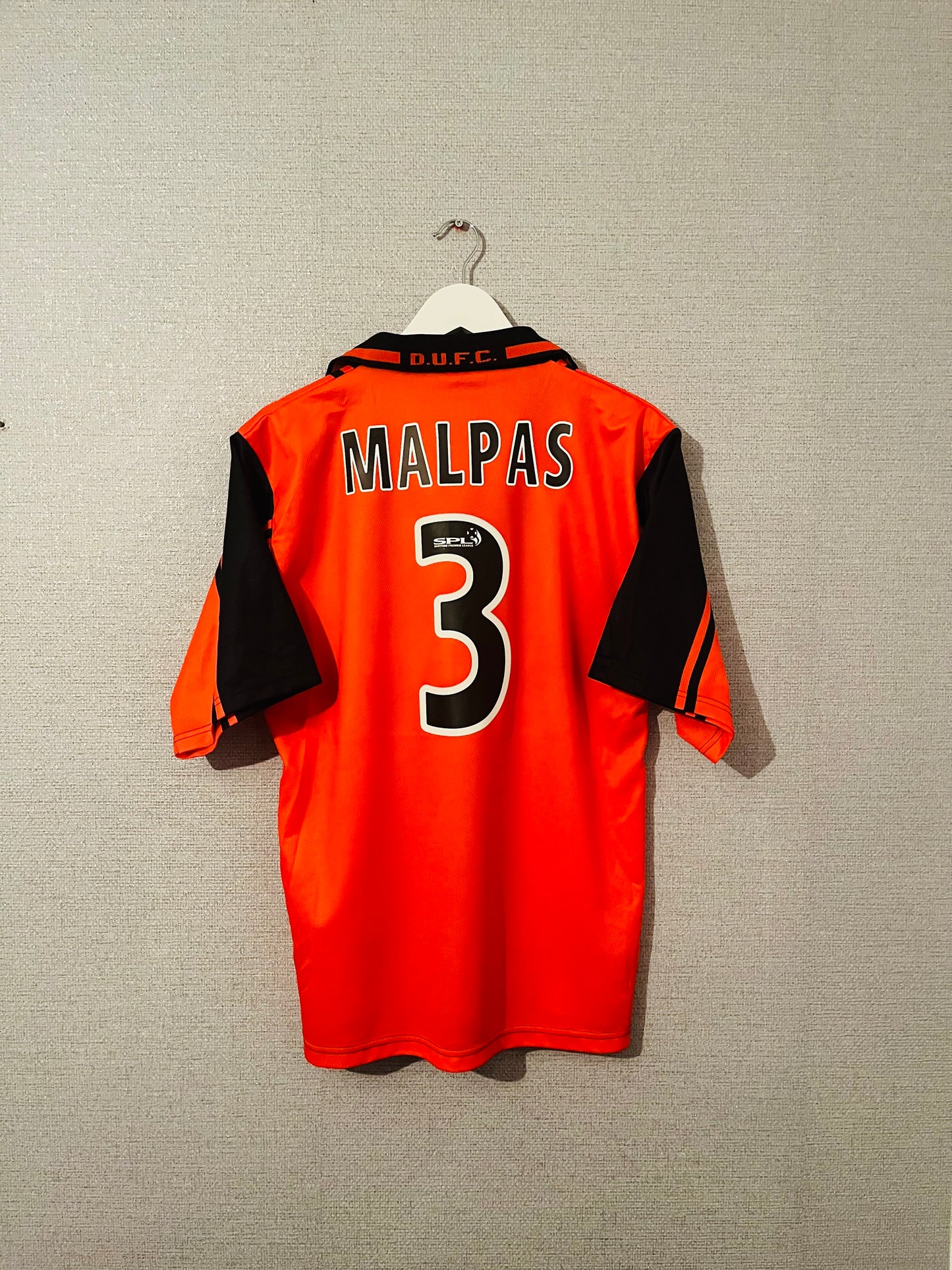 Dundee United home football shirt 1999/2000 Malpas Medium
