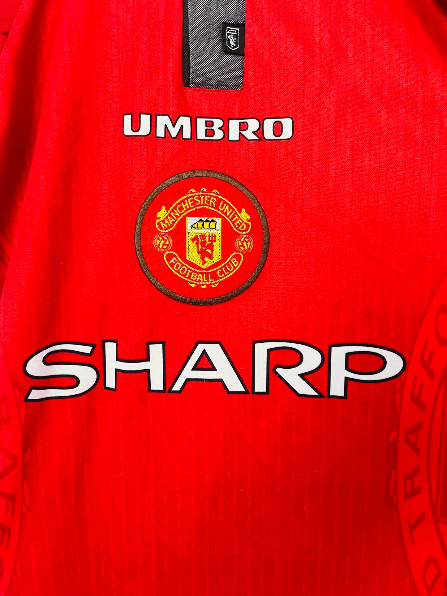 Manchester United home football shirt 1996/97 Cantona Medium