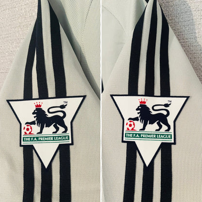 Newcastle United away football shirt 2002/03 Robert XL