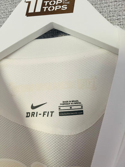 Santos home football shirt
2012/13 Neymar Jr Medium