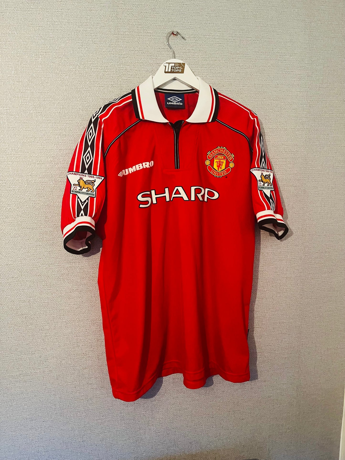 Manchester United home football shirt 1999/2000 Beckham XL