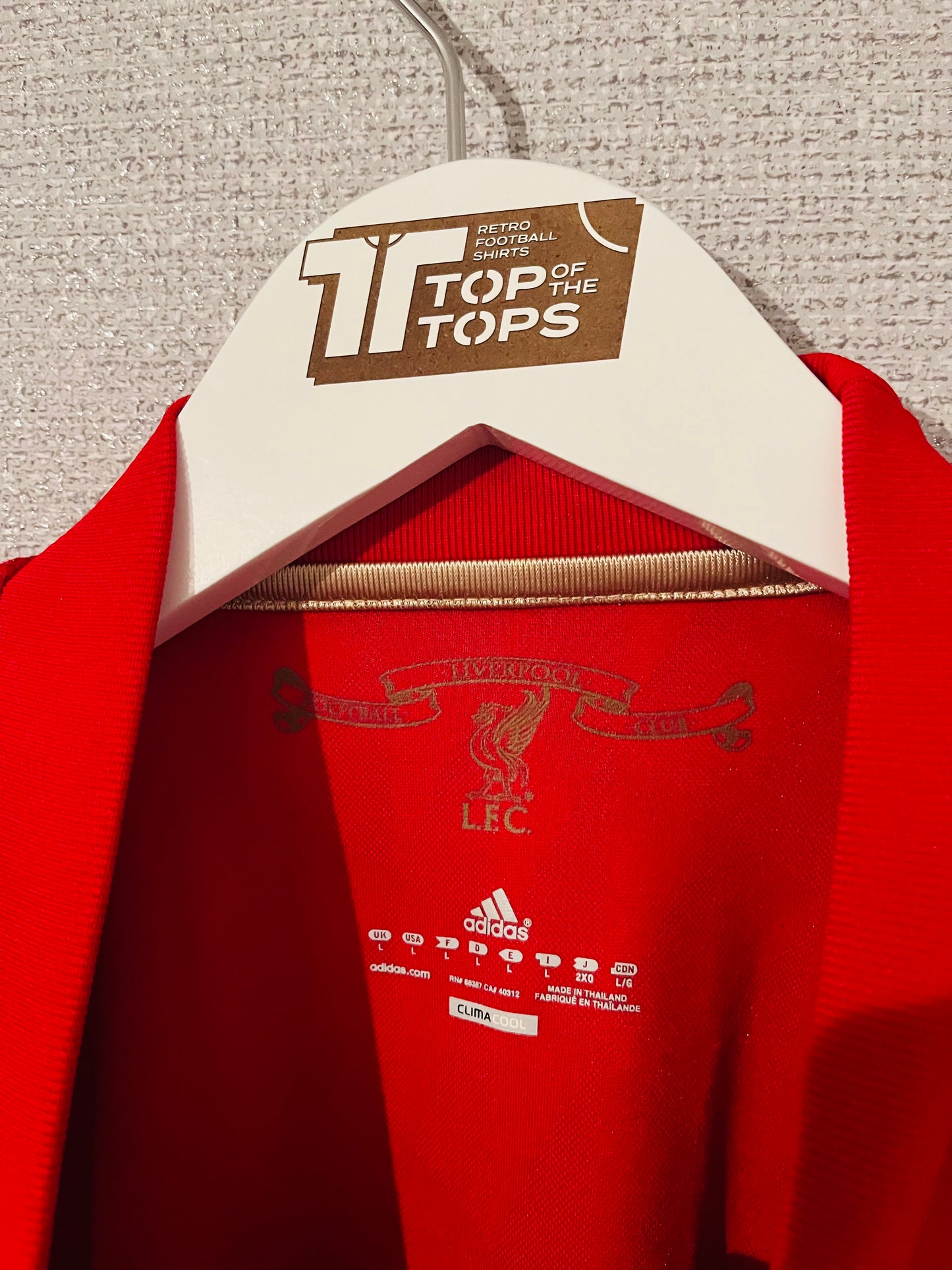 Liverpool home football shirt 2010/12 Large
