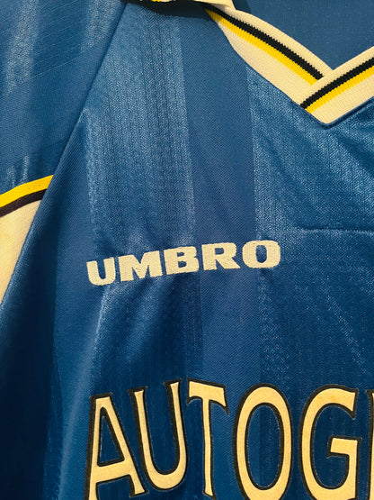 Chelsea home football shirt
1997/99 Vialli Large