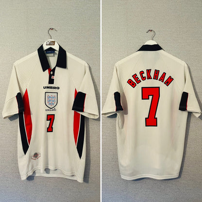 England home football shirt
W/C 1998 Beckham Large