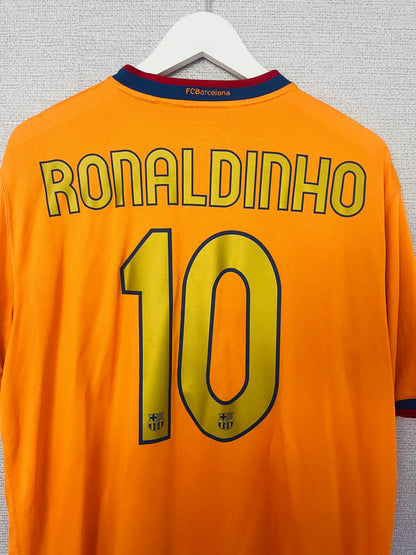 Barcelona away football shirt 2006/08 Ronaldinho XL
