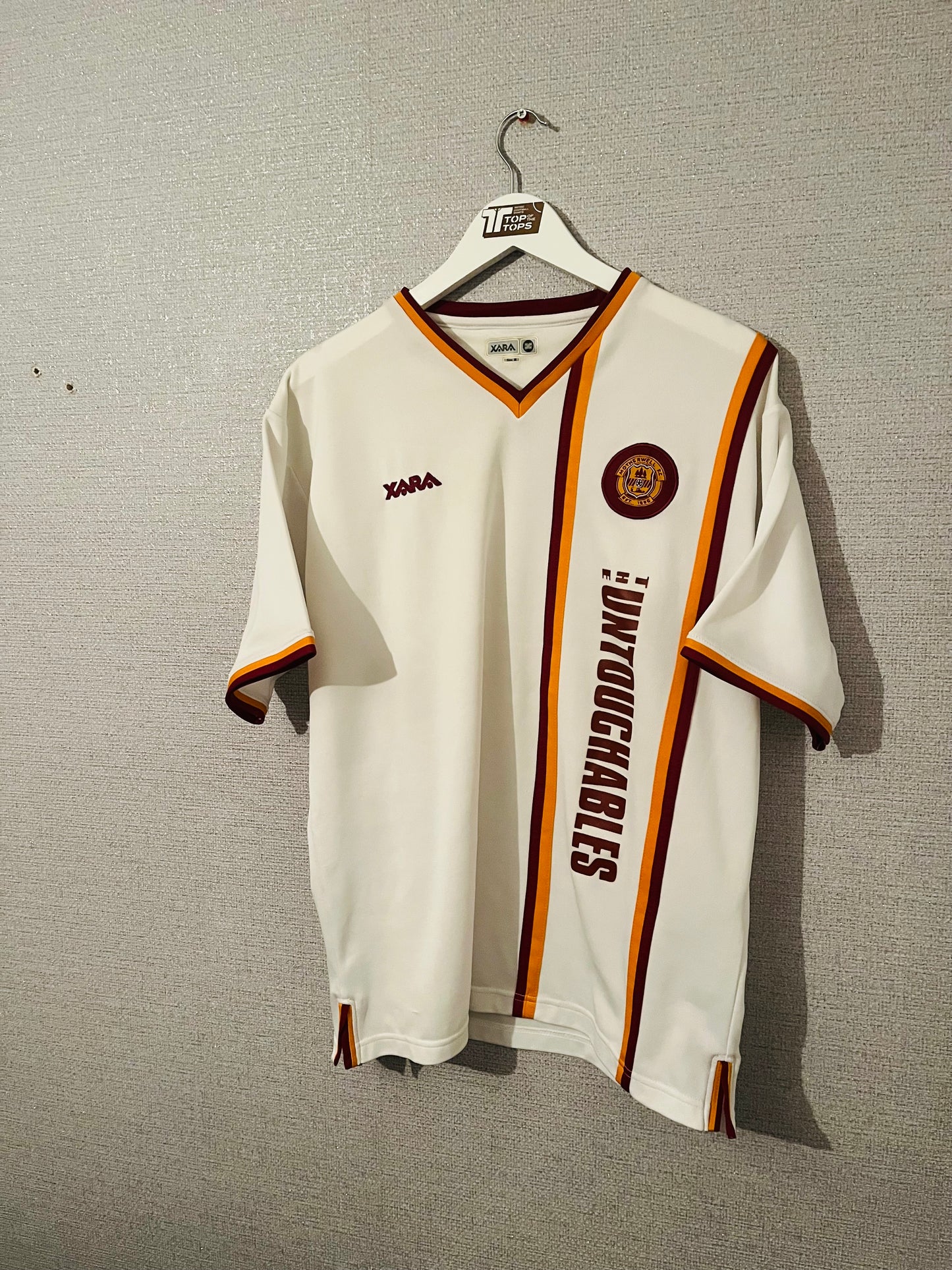 Motherwell away football shirt
2003/04 Medium