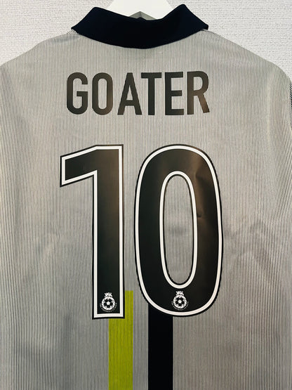 Manchester City away football shirt 2001/02 Goater Large