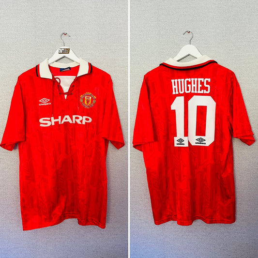 Manchester United home football shirt
1992/94 Hughes XL